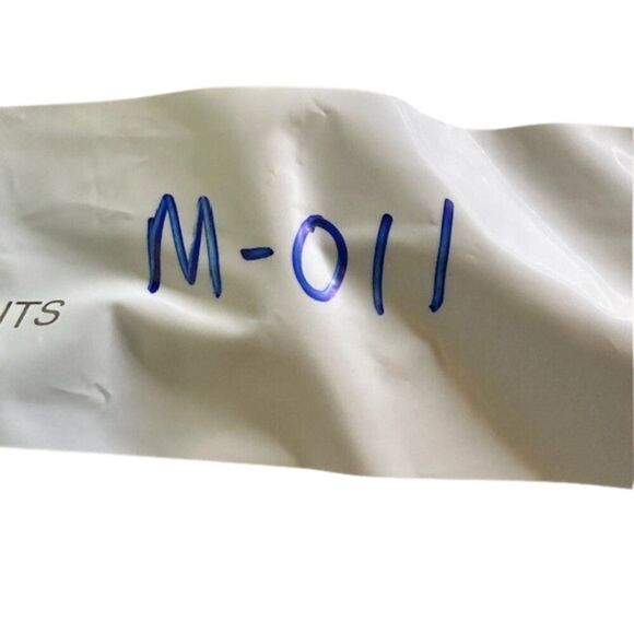 Vineyard Vines Men's 32W x 30" IS Khaki Chinos - Picture 5 of 5